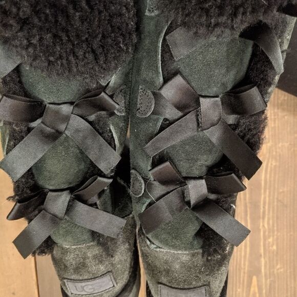 UGG BAILEY BOW II TALL BOOTS black SIZE 6 - Picture 2 of 7